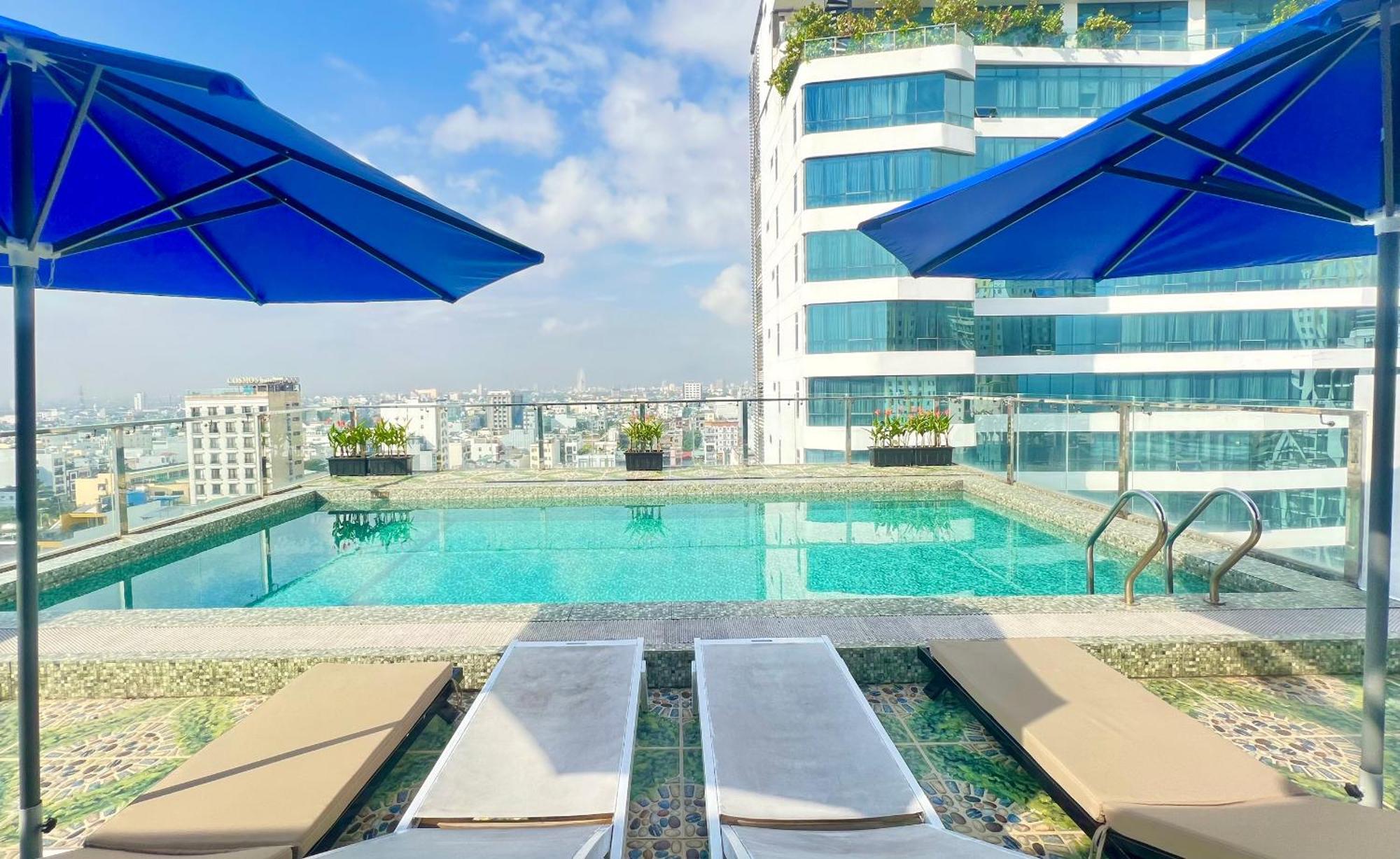 Palazzo Luxury Hotel Đà Nẵng Exterior foto