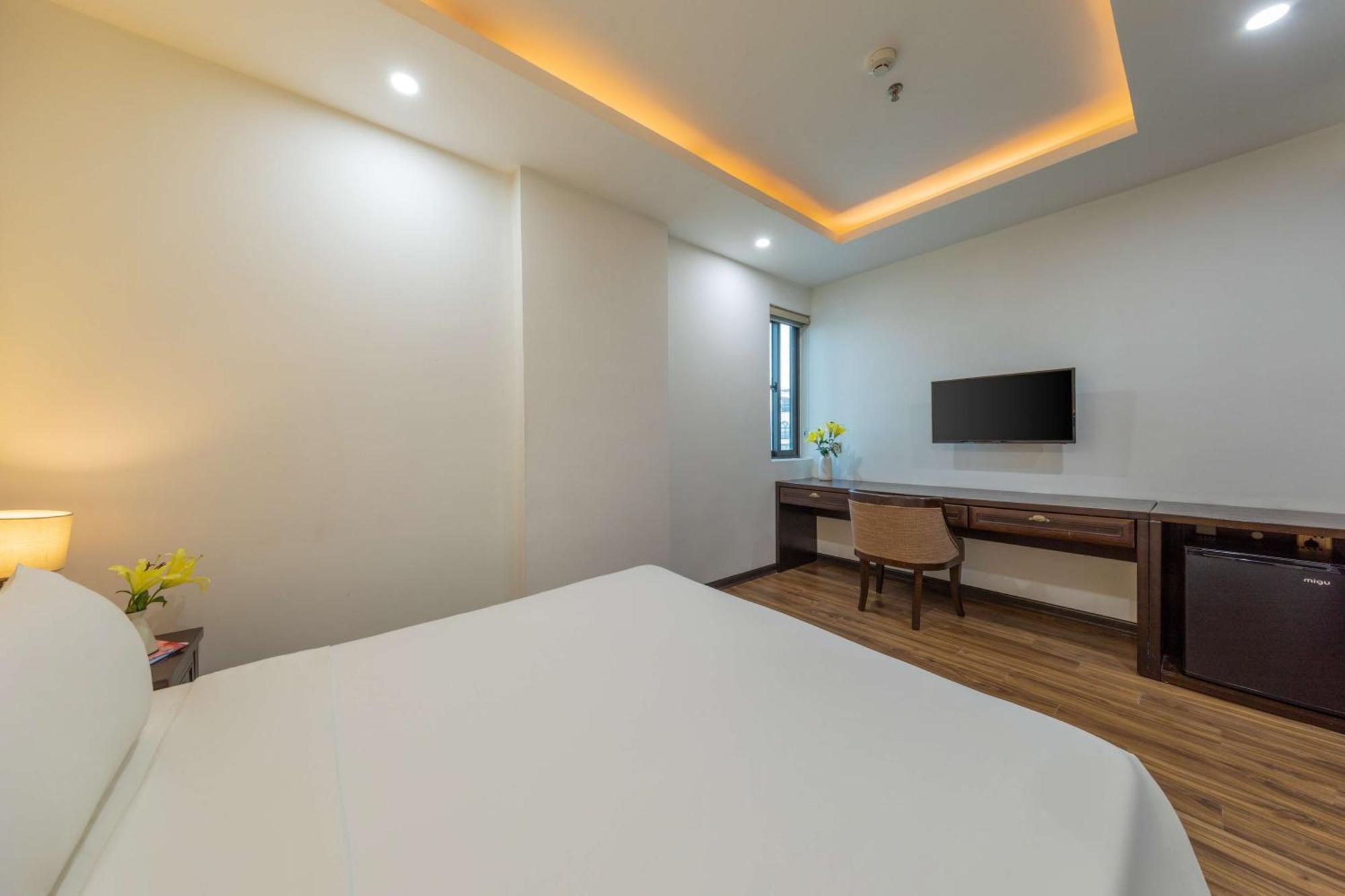 Palazzo Luxury Hotel Đà Nẵng Exterior foto